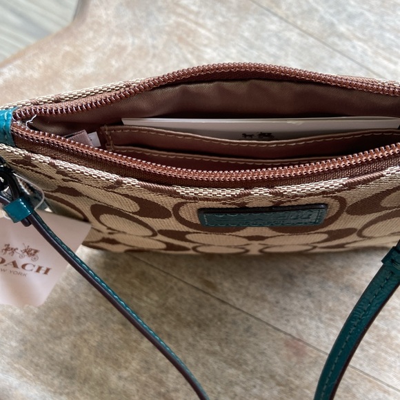 NWT Coach F51775 Park Signature Small Wristlet Bag in Khaki/Lagoon - Picture 3 of 9